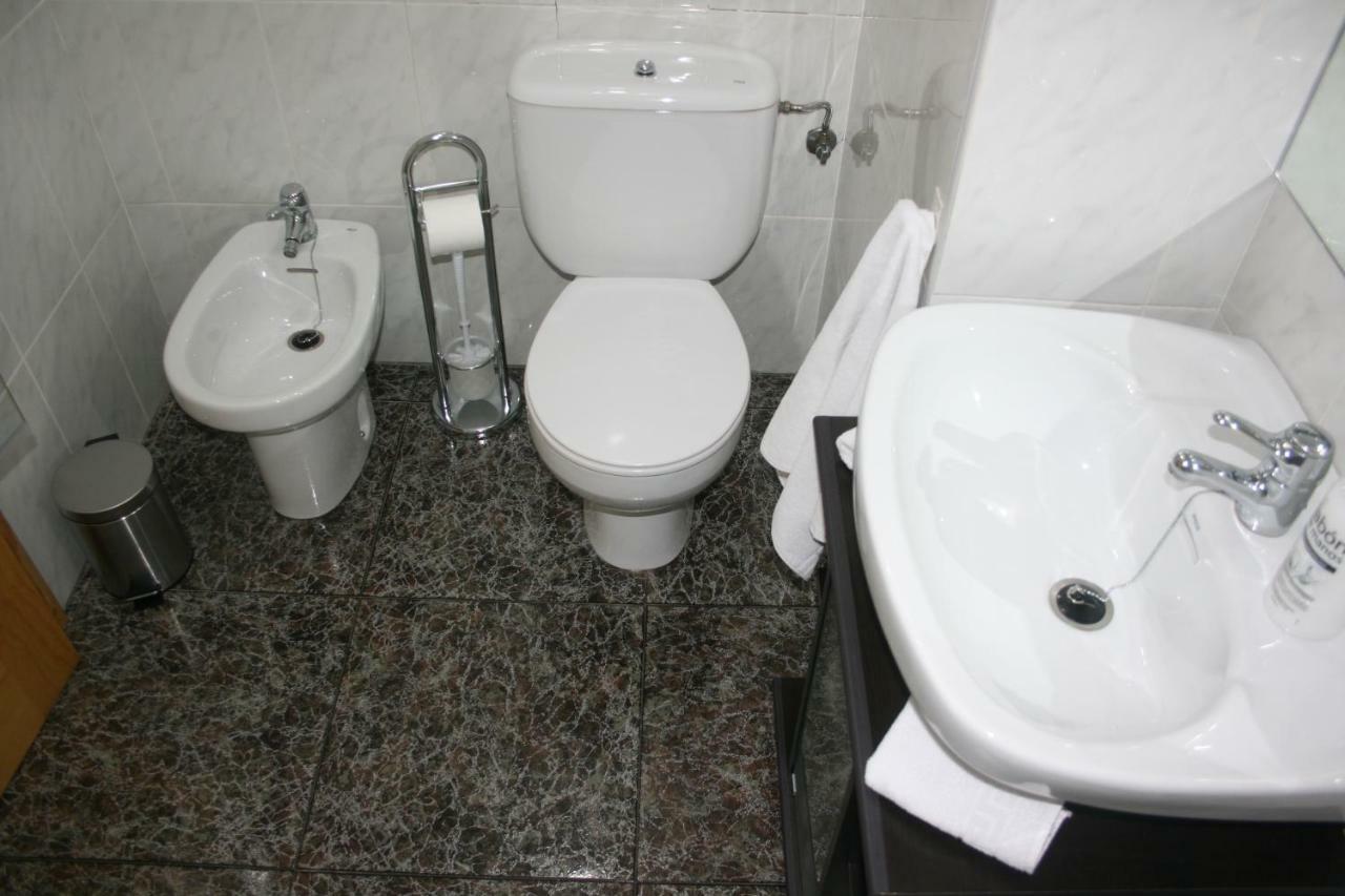 Esera Dos Catedrales Apartment Villanova Bagian luar foto