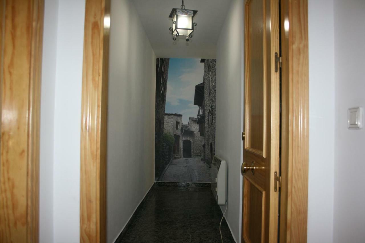 Esera Dos Catedrales Apartment Villanova Bagian luar foto