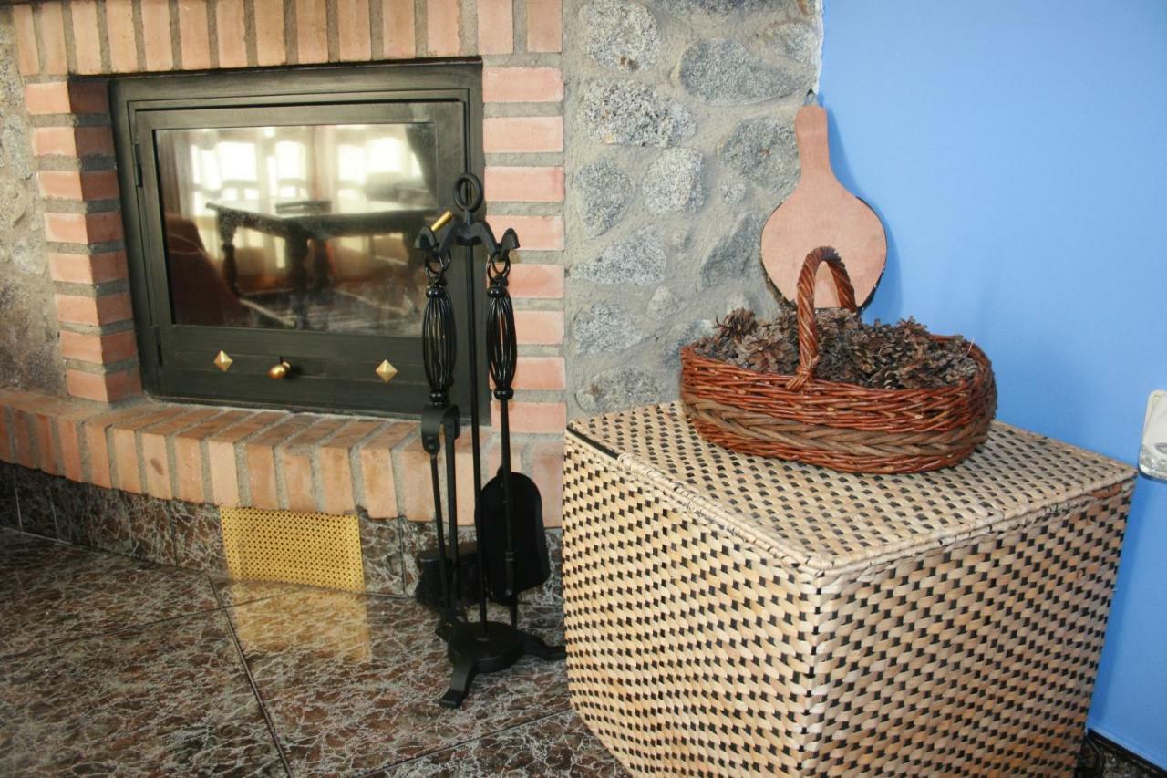 Esera Dos Catedrales Apartment Villanova Bagian luar foto
